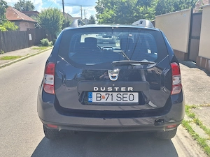 Dacia Duster 1,5 dci 4x4 cu pachet de drumuri grele - imagine 3