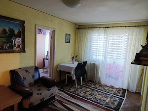 De vânzare apartament Sat Vacanta 
