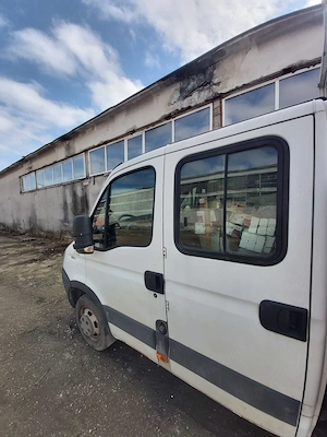 IVECO DAILY 3,5 to - 6 locuri bena deschisa 3.3 ml