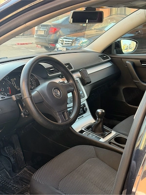 VW Passat b7  2011  4200 Eur  - imagine 5