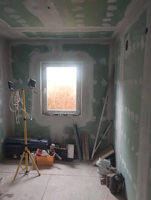 Amenajari interioare si exterioare, case lemn, instalatie electrica