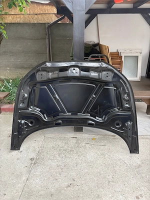 Capotă + grilă Audi A1 8X - imagine 3