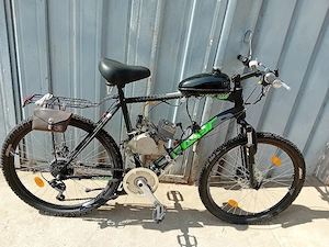 Bicicleta cu motor