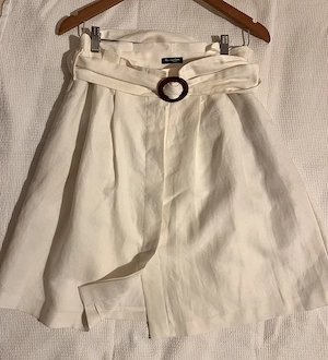 Fusta din in Massimo Dutti