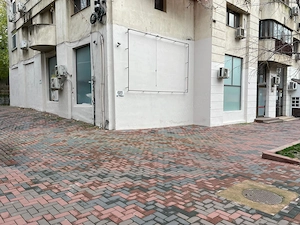 Spatiu comercial stradal cu 2 intrari - 164 mp - bld Mircea Voda - imagine 2