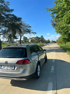 Vând Volkswagen Golf 7 Alltrack, an fabricație 2015, motorizare 2.0 TDI 184 CP Euro 6, cutie automat - imagine 2