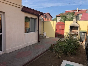 Inchiriere apartament la casa