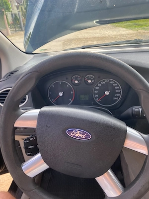 Vând Ford Focus, an 2006, motor 1.6, diesel, 284700 km - imagine 5