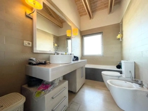 Apartament decomandat cu 4 camere 136mp - Complexul Studentesc  - imagine 12