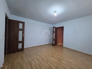Apartament cu 2 camere   zona Dorobanti 1   etaj 3din4   cu imbunatatiri   Pret: 72.000  neg.   - imagine 10