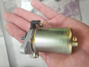 electromotor scuter Piaggio 50NRG - imagine 2