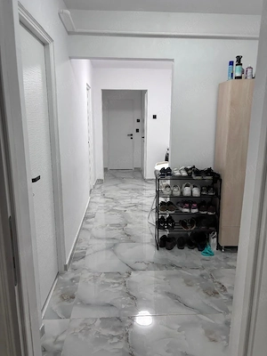 Apartament Lux 3 Camere Decomandat 2 Bai  Boxa Centrala Proprie Zona Dambovita  - imagine 6