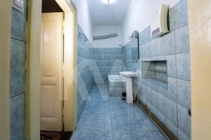 Apartament 3 camere - Eleganță și spațiu în Centrul Istoric al Sibiului – 122 mp - imagine 8