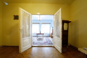 Apartament 3 camere - Eleganță și spațiu în Centrul Istoric al Sibiului – 122 mp - imagine 3