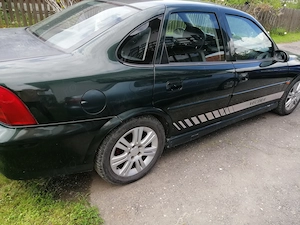  Vand Opel Vectra B 2001 1.6 benzina - imagine 2