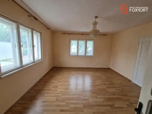 Casa cu 3 camere si teren de 2096 mp in Ianova - imagine 2