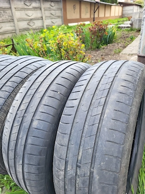 Vand set 4 anvelope vara 195x65x15 pret 150 toate 4 - imagine 3