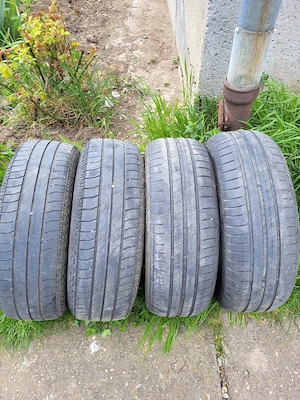 Vand set 4 anvelope vara 195x65x15 pret 150 toate 4 - imagine 4