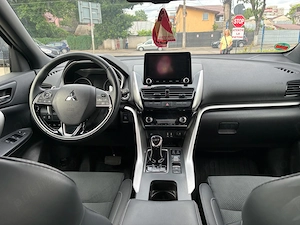 Mitsubishi Eclipse Cross PHEV - imagine 7