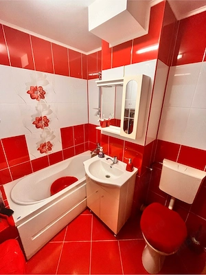apartament cu 3 camere - imagine 10