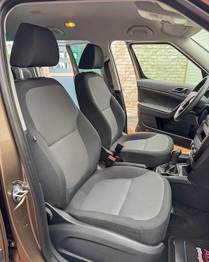  SKODA YETI . 4 4 . 2,0 TDI   Euto 5 . RAR+ITP. Garantie 12 luni . Buy-Back . Test-Drive .  - imagine 17