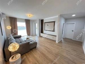 Penthouse 3 camere terasa 40 mp 2 locuri parcare in Selimbar Triajului
