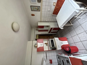 Apartament 2 camere, semidecomandat, Zona Centrala, Pucioasa - imagine 4