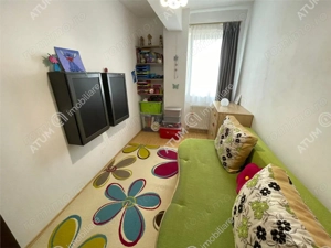 Apartament 3 camere decomandate balcon loc parcare zona Turnisor Sibiu - imagine 5