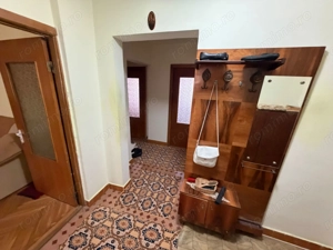 Apartament 3 camere, etaj 2 - Cugir - imagine 12