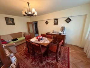 Apartament 3 camere, etaj 2 - Cugir