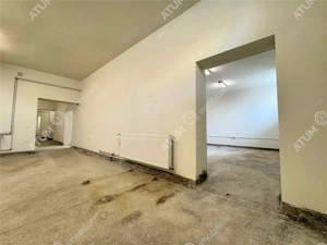Spatiu comercial de 380 mp utili in zona Terezian din Sibiu - imagine 16