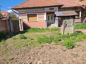 Casă cu 2000mp Teren Gura Văii Țara Făgărașului