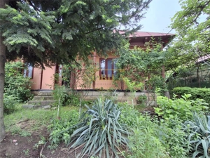 CASA SI TEREN DE VANZARE  IN TARGU OCNA - imagine 4