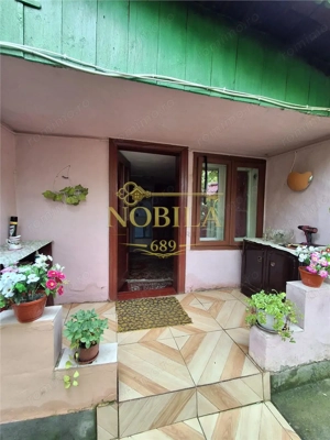 CASA SI TEREN DE VANZARE  IN TARGU OCNA - imagine 10