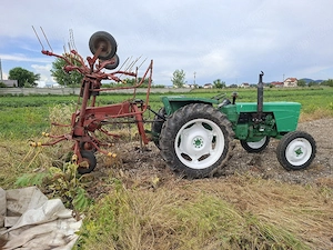vând tractor same 