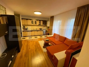 Apartament cu 3 camere de vânzare | Parter | Parcare inclusă | Zona Terra - imagine 2