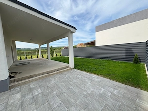 Persoană fizică Vand casa individuala noua,4 camere,3 bai,incalzire in pardoseala 186mp - imagine 3