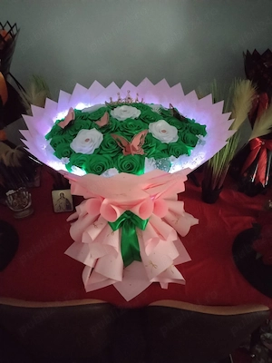 Buchet Gigantic Flori Satin 200 lei! - imagine 3