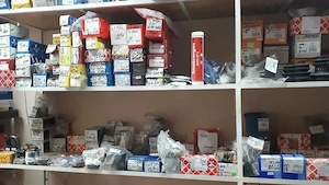 De vânzare, de închiriat spațiu comercial cu marfă afacere la cheie - imagine 4