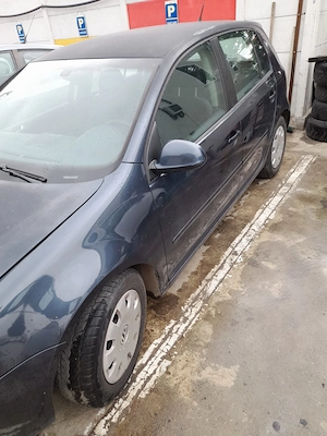 Volkswagen Golf 5 1.9 TDI - imagine 5