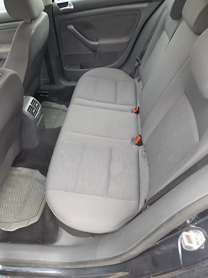 Volkswagen Golf 5 1.9 TDI - imagine 4