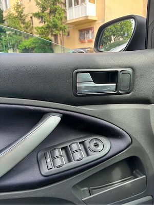 ford c max  - imagine 3