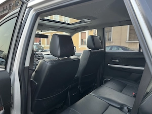 Suzuki Grand Vitara 1.9 DDiS 4x4 cu reductor   Full dotări   Fără accidente   Trapă   Piele   Xenon  - imagine 10