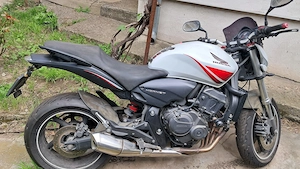 Honda CB600F Hornet (ABS) 49000Km cu cauciucuri noi