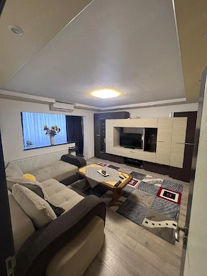 Apartament cu 3 camere decomandat de inchiriat in zona Umt. - imagine 5
