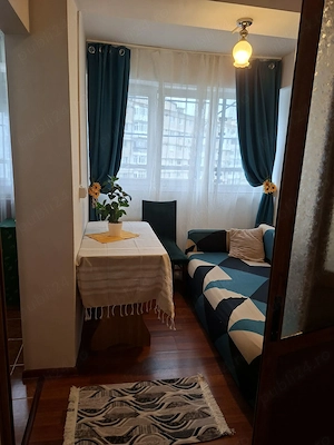 Închiriez garsoniera confort 1