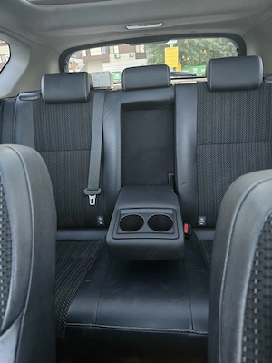 Toyota Auris Hybrid   An 2014   Plafon Panoramic & Dotări Top. Preț 8999  ușor negociabi - imagine 8