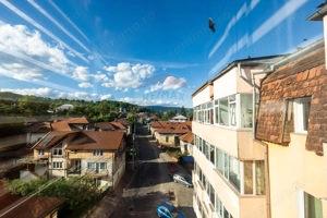 Apartament cu 3 camere de vânzare în Centrul orașului Câmpulung - imagine 19