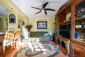 Apartament cu 3 camere de vânzare în Centrul orașului Câmpulung - imagine 18