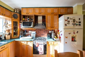 Apartament cu 3 camere de vânzare în Centrul orașului Câmpulung - imagine 12